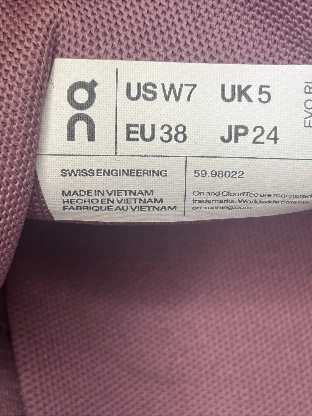On Cloud 6 Waterproof Shoes Mauve/Purple Women’s Size 7 - Picture 12 of 16
